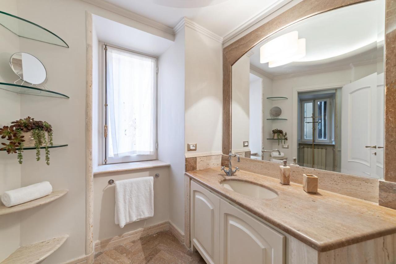 Bmga L Viapaola43 Palace Řím Exteriér fotografie